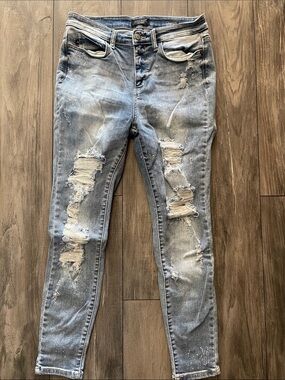 Judy Blue Light Wash Distressed Skinny Jeans
